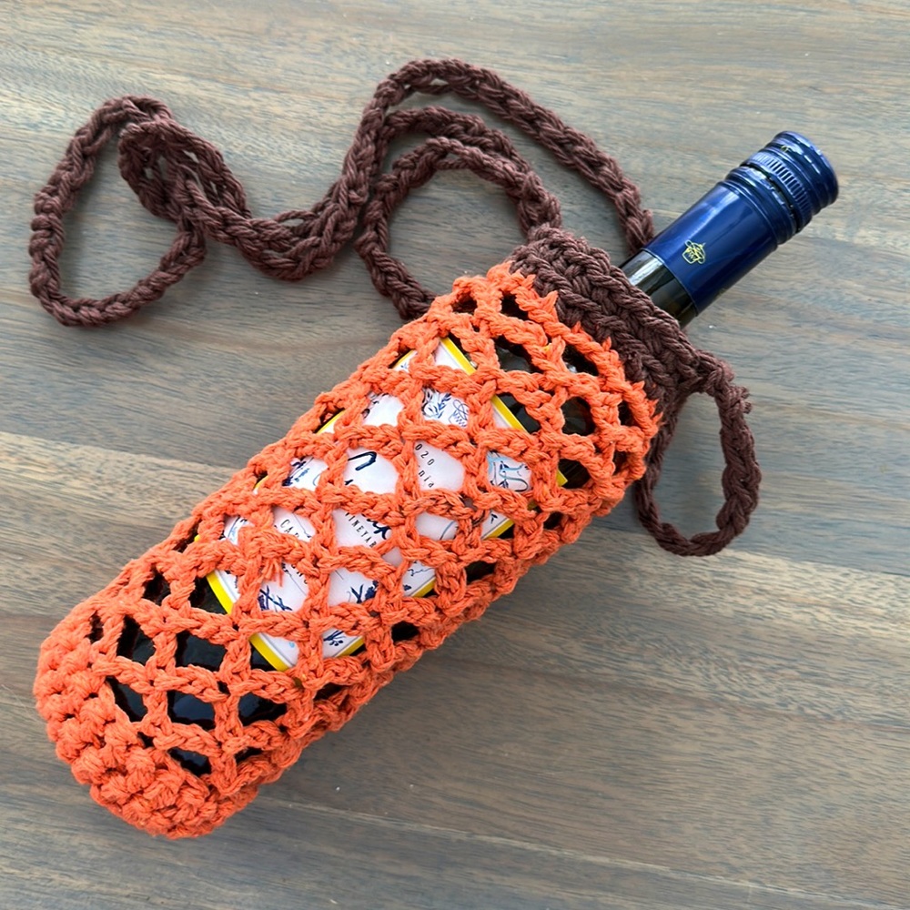 Beautiful hand-made shoulder bottle carrier